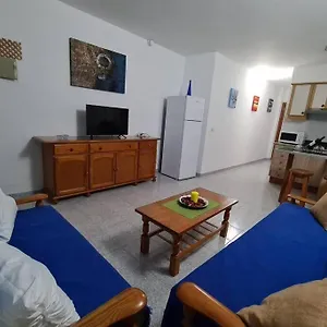 Apartamento Luminoso A Pocos Minutos De La Playa. Apartamento